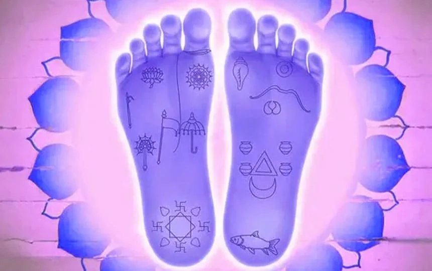 Foot Reading in Astrology: How Foot Palmistry Applies to Feet